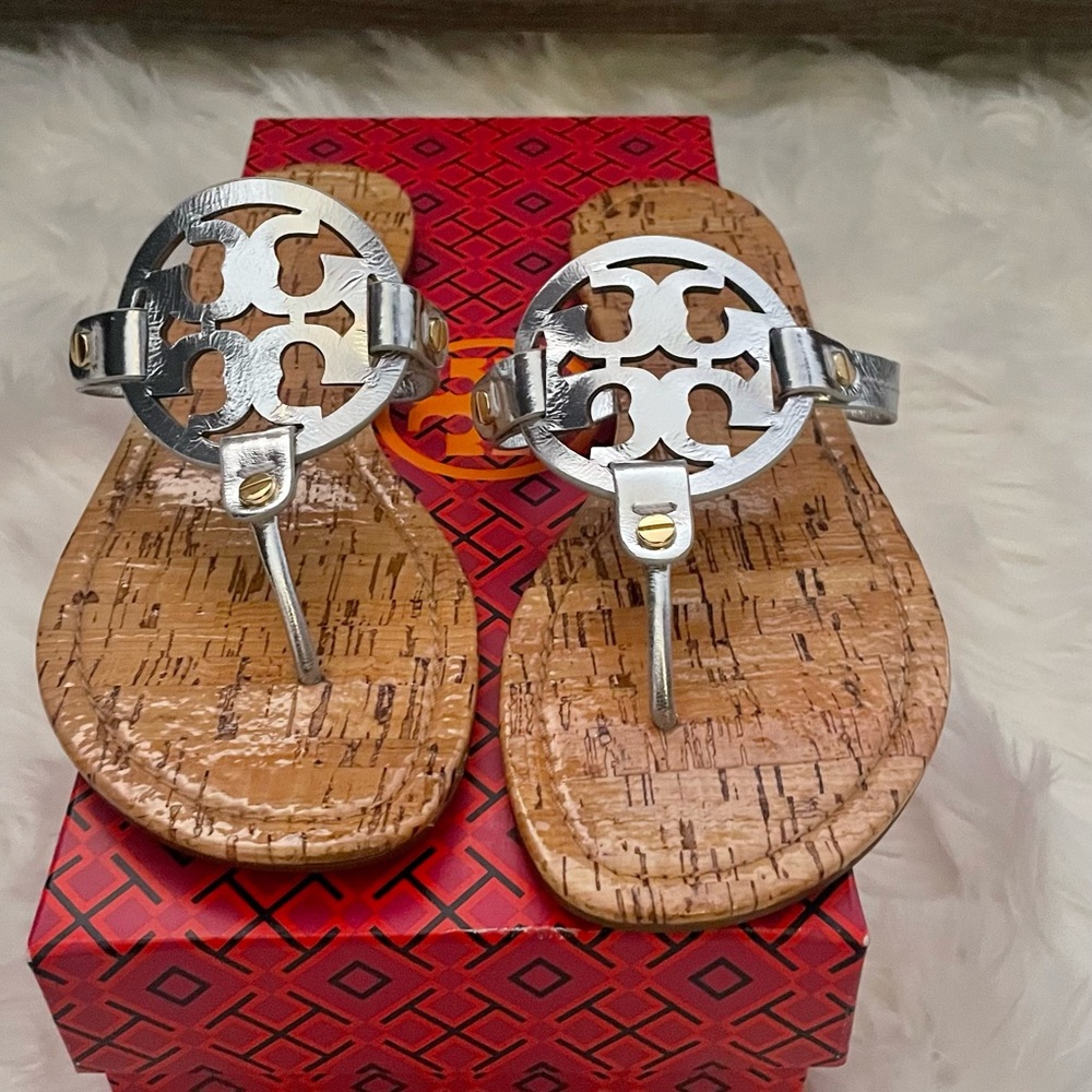 ❤️ Tory Burch sandals worn once